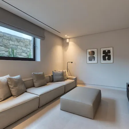 Apollo Yard * Agios Ioannis Diakoftis