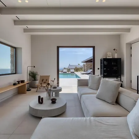 Apollo Yard Vila *